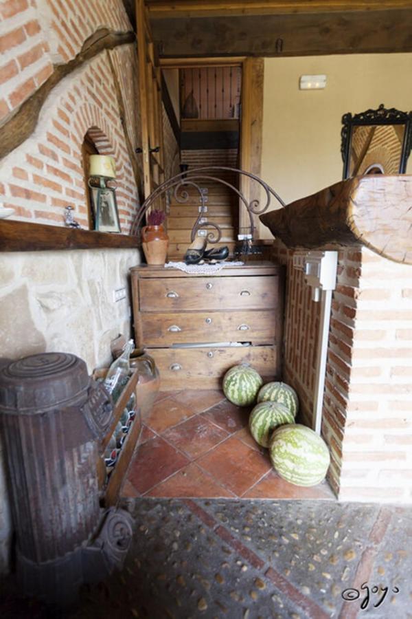 El Camino Real Guest House Villovela de Piron Exterior photo